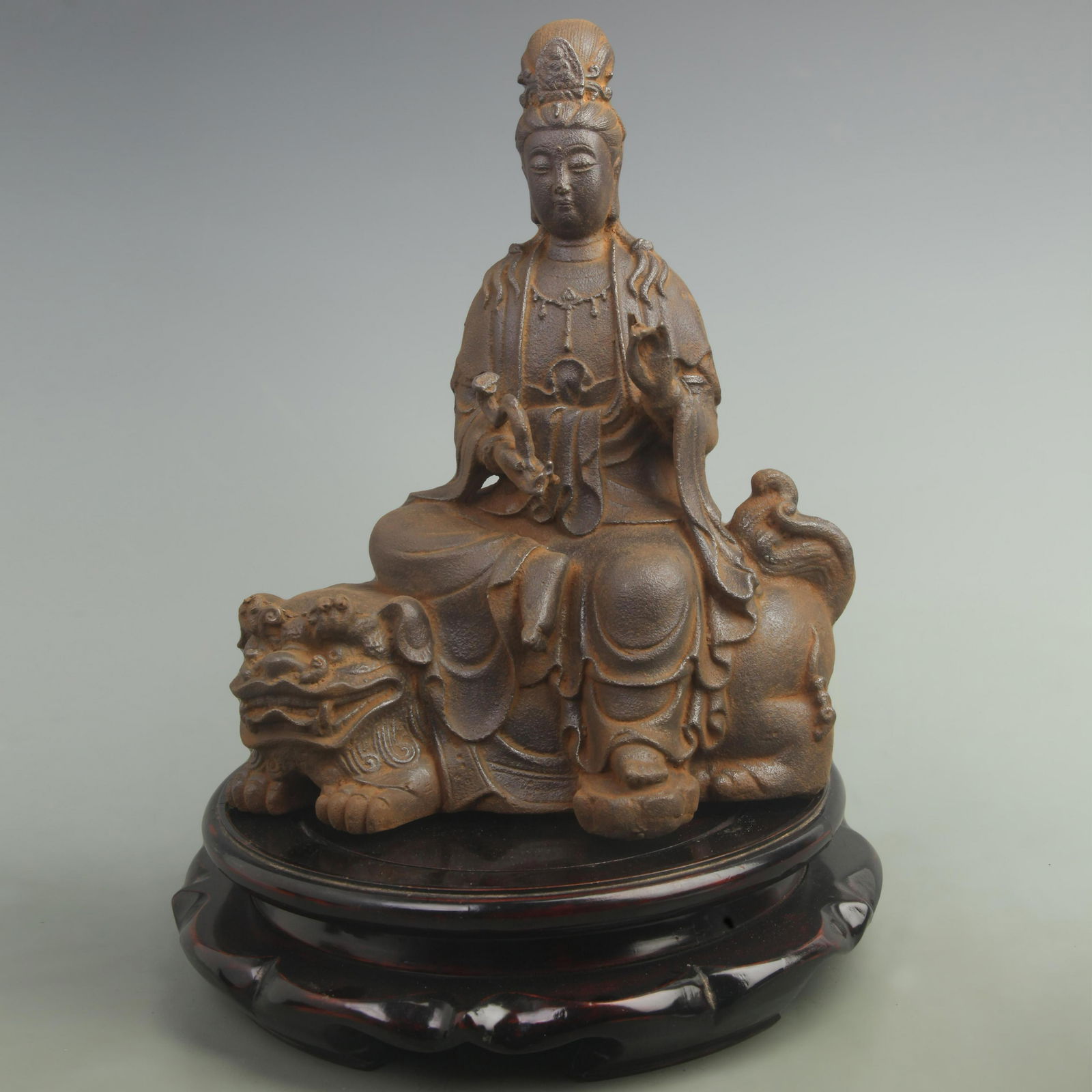 A FINE CAST IRON MANJUSRI BUDDHA STATUE (1 of 6)