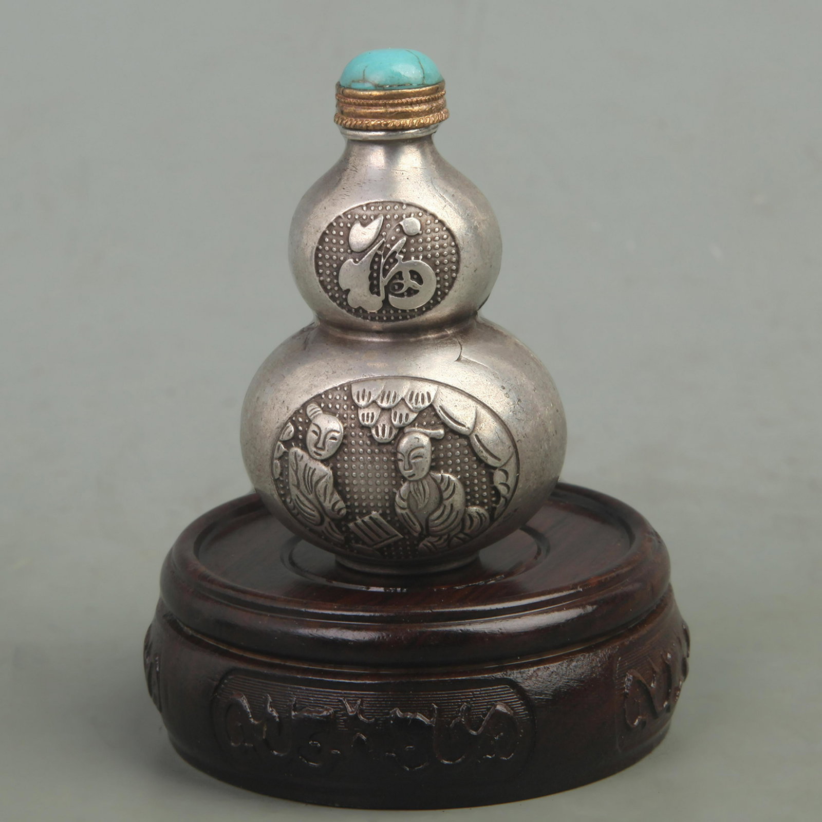 A FINE WHITE BRONZE BOY CARVING SNUFF BOTTLE (1 of 5)