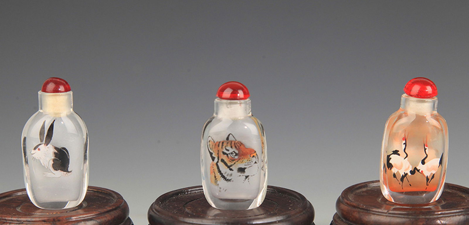 GROUP OF THREE INNER PAINTED GLASS SNUFF BOTTLE (1 of 3)