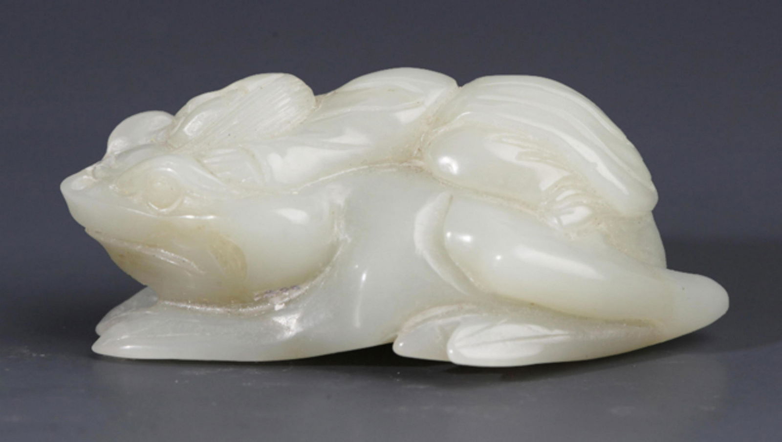 A FINELY THREE FOOT TOAD SHAPED PALE CELADON JADE (1 of 4)