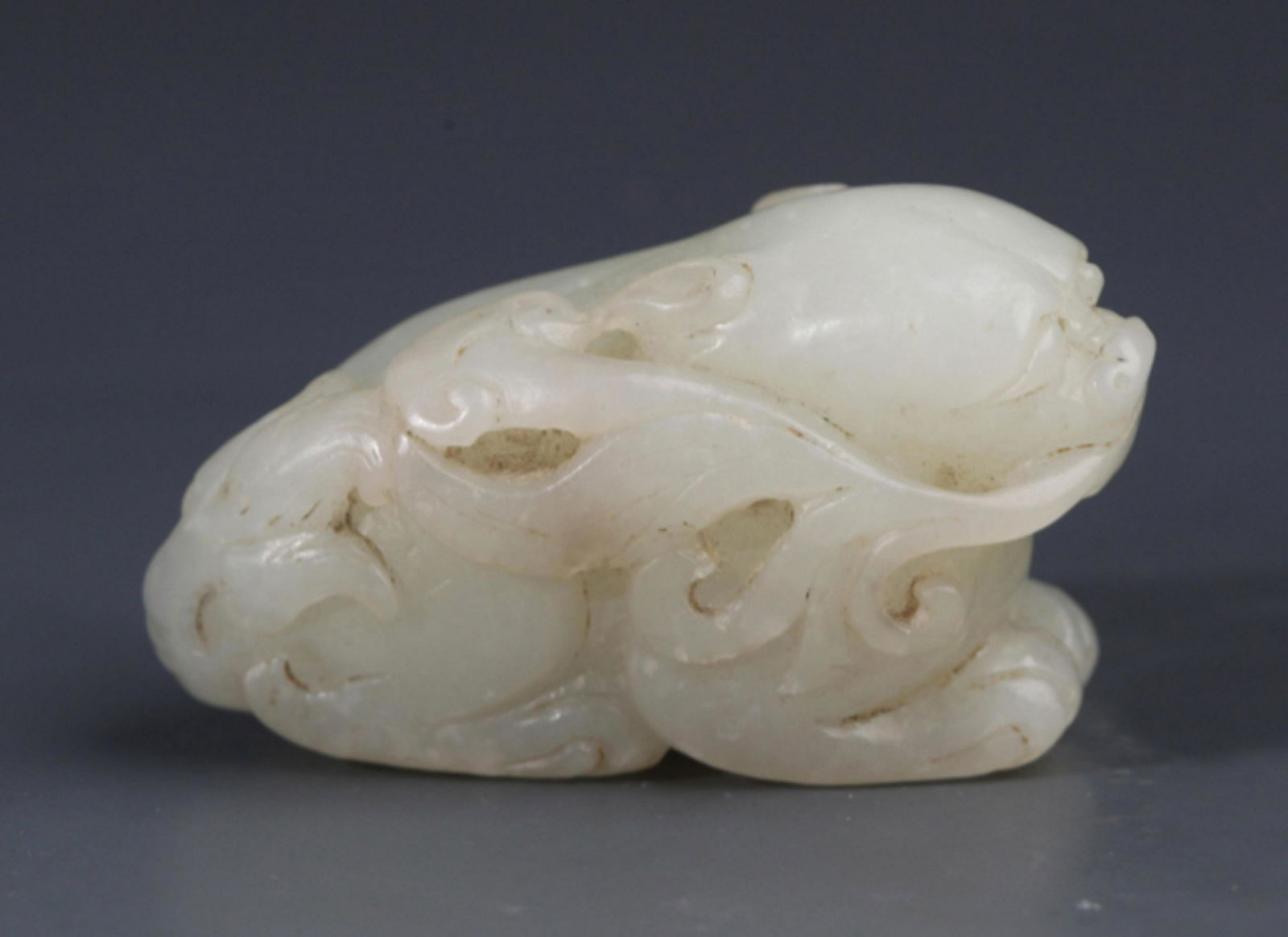 A FINELY RUI SHOU SHAPE PALE CELADON JADE PENDANT: Modern, Long: 2.04 inch; High:1.10 inch