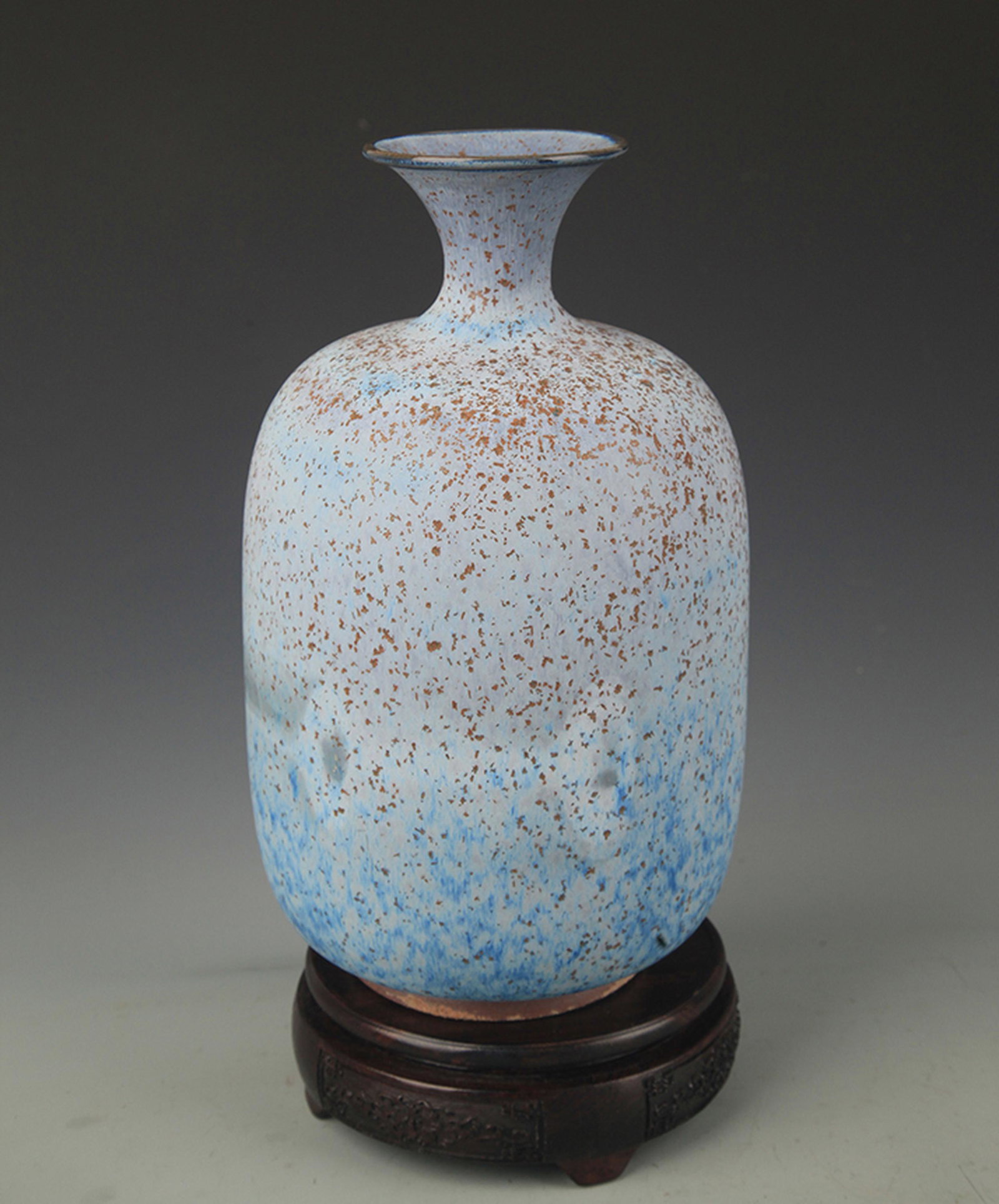 LU JUN KILN DECORATIVE VASE: Song Dynasty Style, High: 10.25 inch; Diameter: 3.0 inch