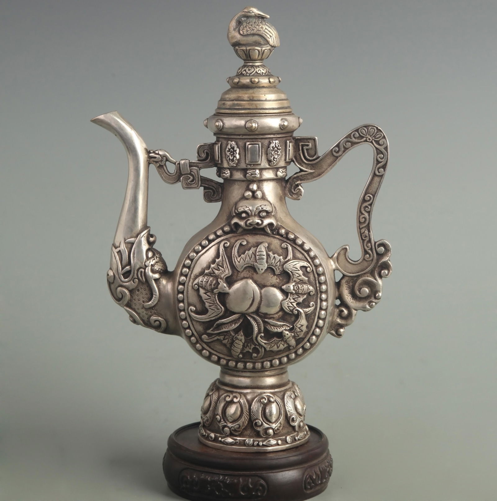 A FINE WHITE BRONZE TIBETAN BUDDHISM BRONZE EWER (1 of 6)