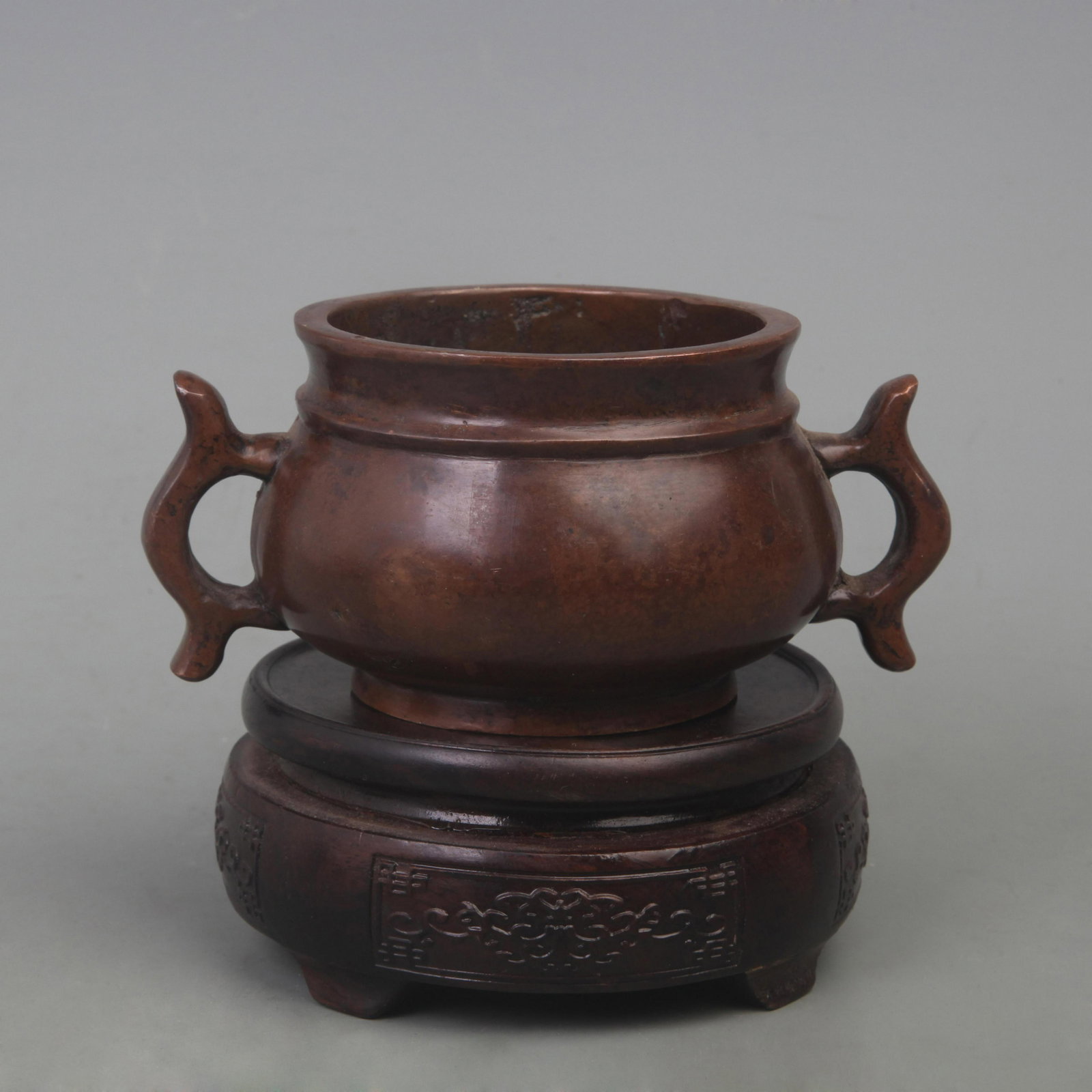 A FINE DOUBLE EAR BRONZE INCENSE BURNER (1 of 5)