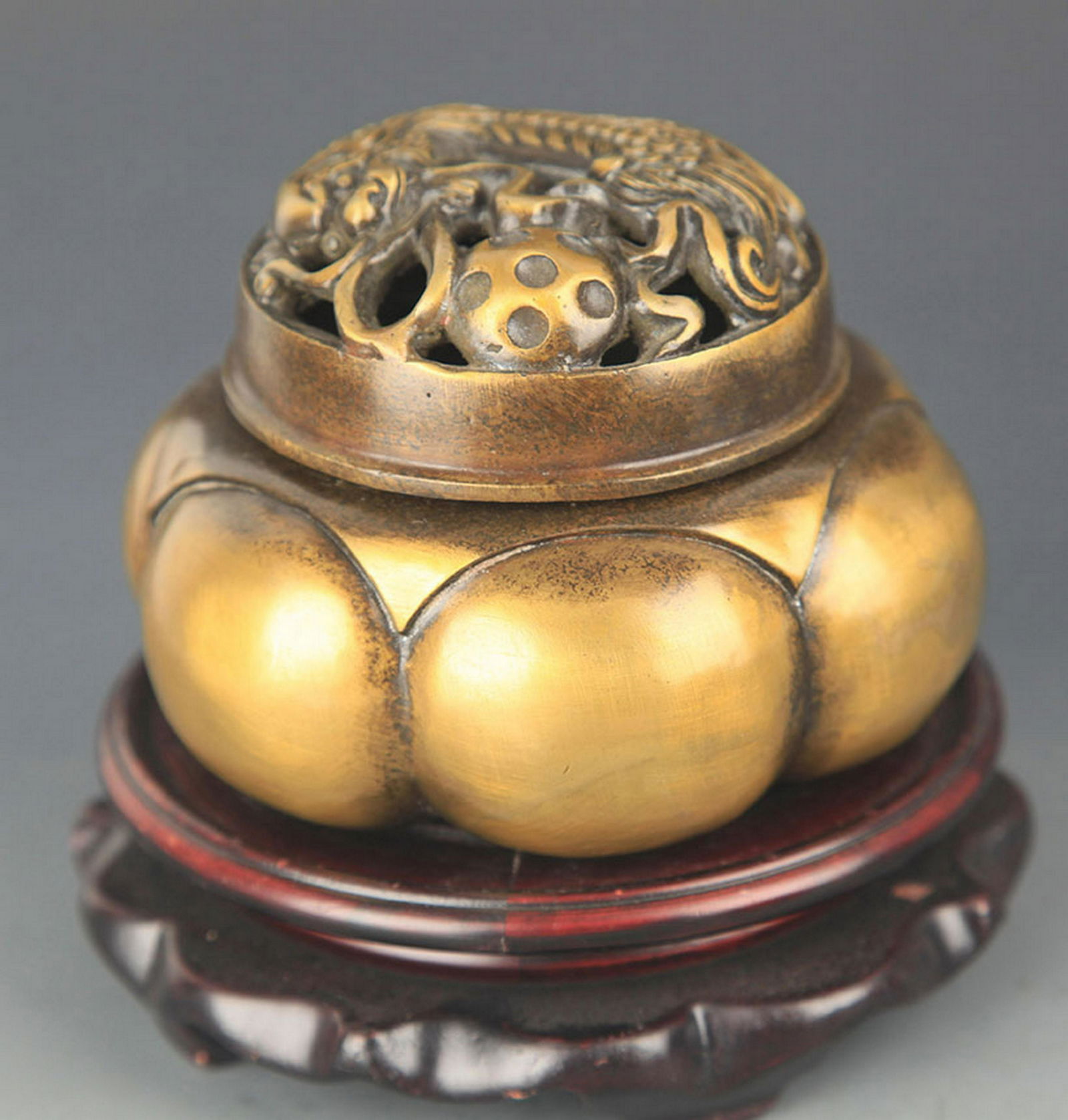 A FINE PUMPKIN SHAPE BRONZE AROMATHERAPY (1 of 4)