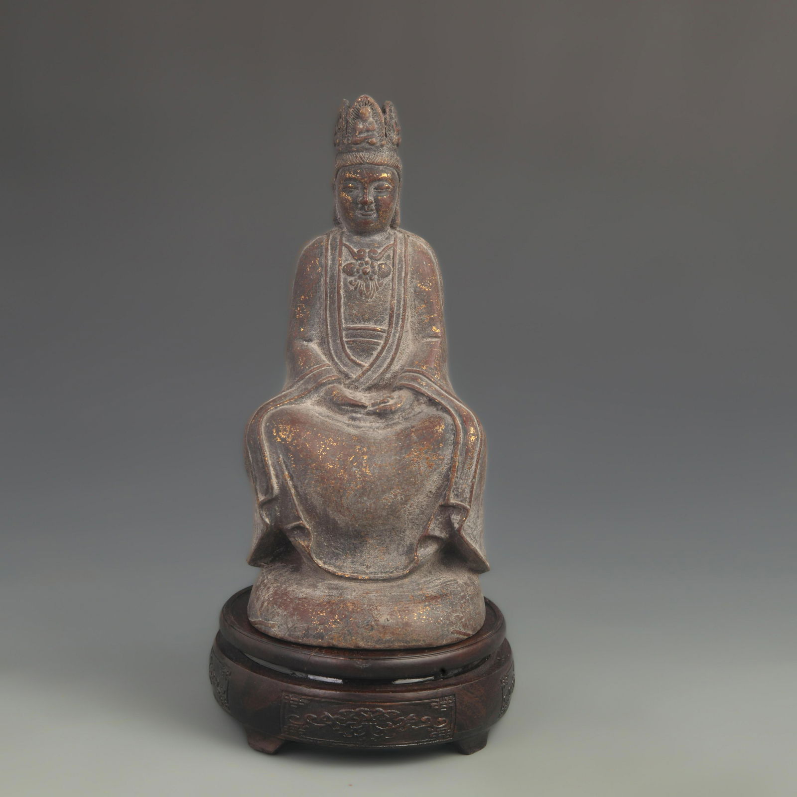 CHINESE BUDDHIST BRONZE BODHISATTVA STATUE (1 of 6)