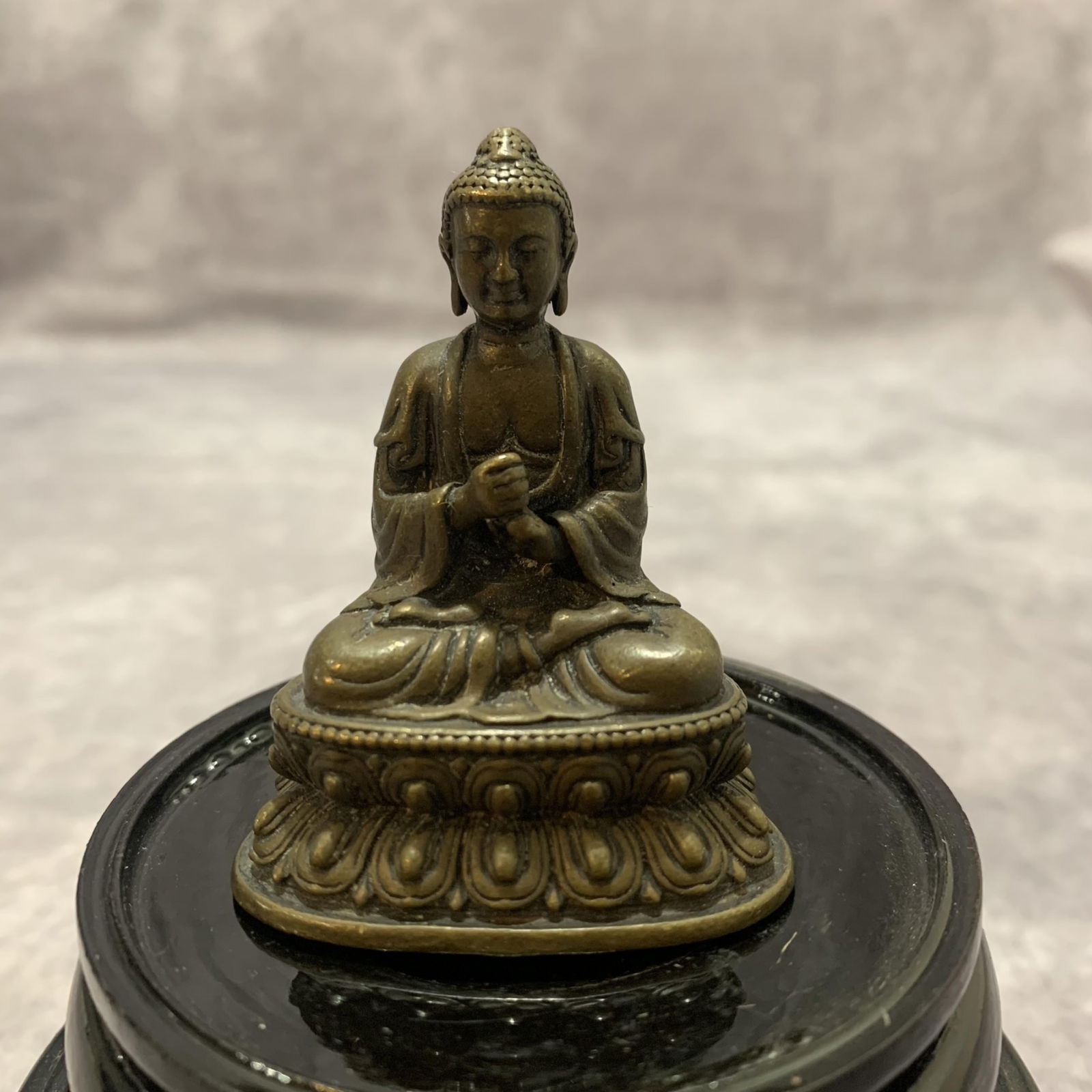 A FINE SMALL TIBETAN BUDDHIST STATUES (1 of 5)