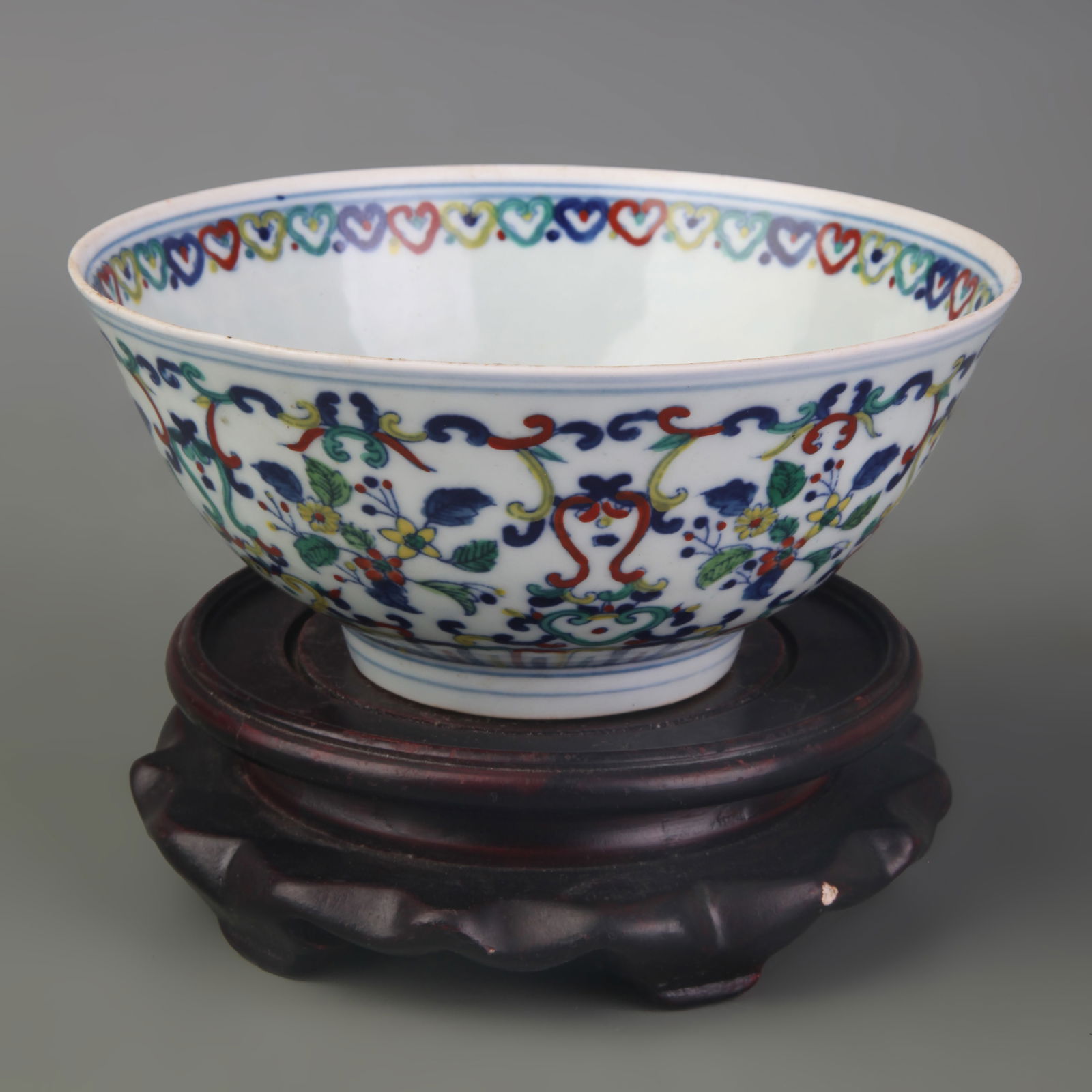 FINE FAMILLE ROSE FLOWER AND BIRD PATTERN SQUARE PORCELAIN VASE (1 of 5)