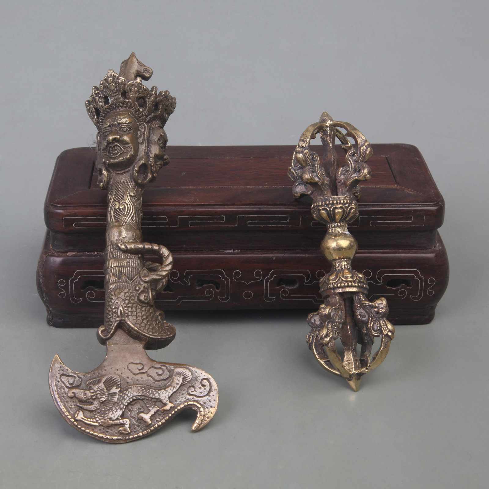 SET OF TIBETAN BUDDHISM VAJRA AND INSTRUMENTS: Qing Dynasty, Long:7.0 inch to 4.50 inch