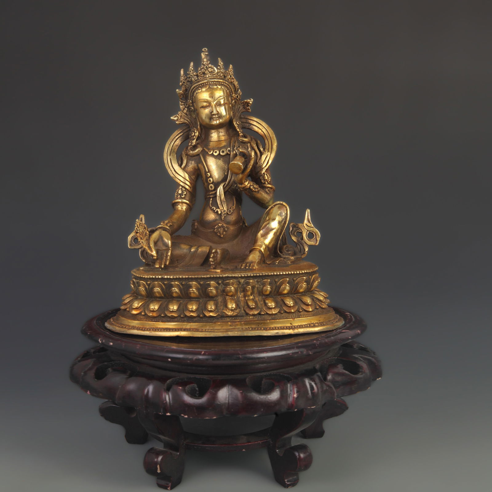 A FINE TIBETAN BUDDHIST BRONZE STATUE OF VAJRASATTVA (1 of 5)
