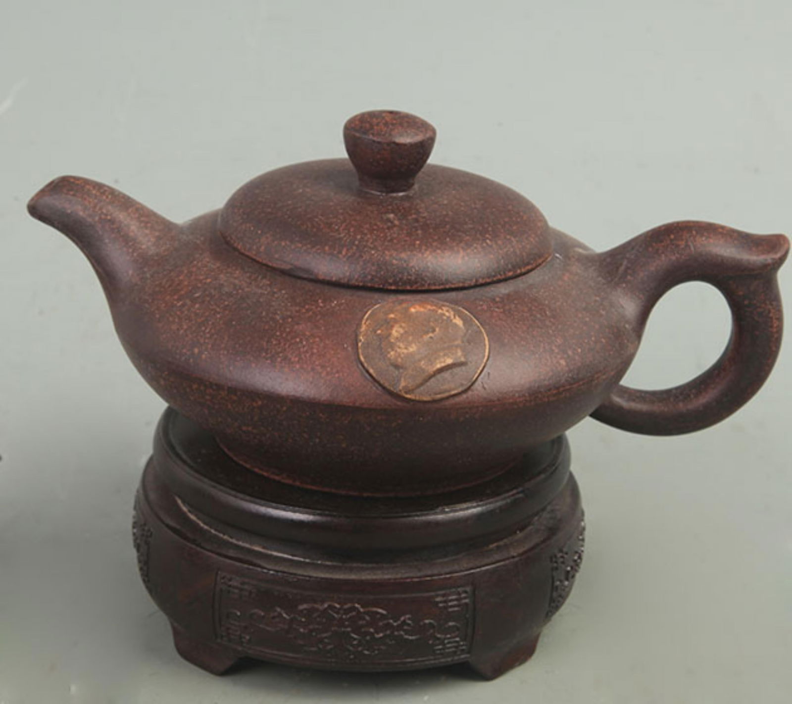 A FINELY CARVED ZI SHA TEAPOT (1 of 5)