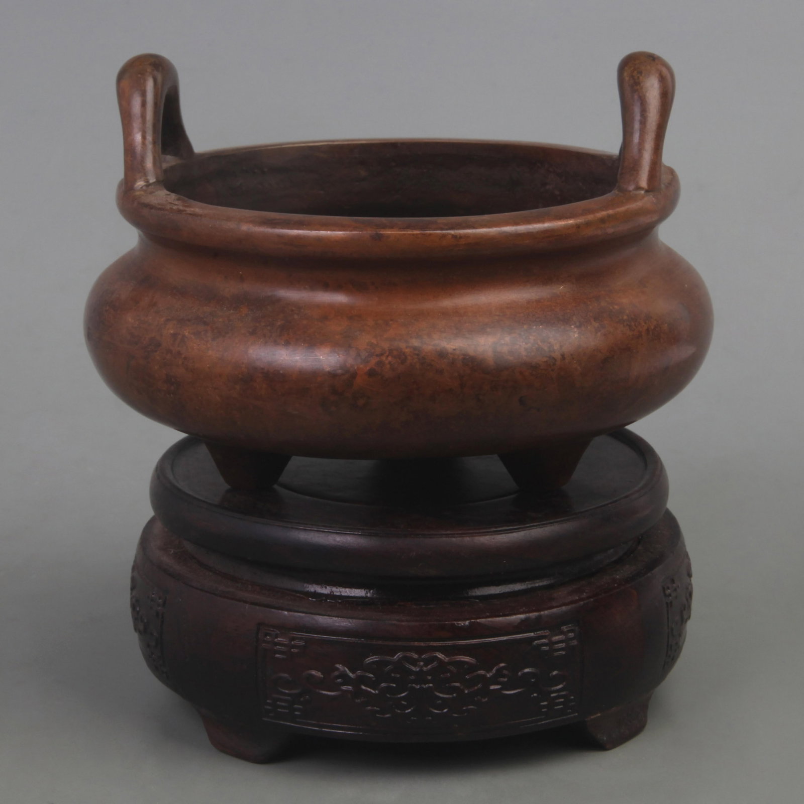 XUANDE BRONZE CENSER WITH BRIDGE-SHAPED EARS, THREE FEET: Ming Dynasty Style, Diameter: 5 inch; High: 3.5 inch
