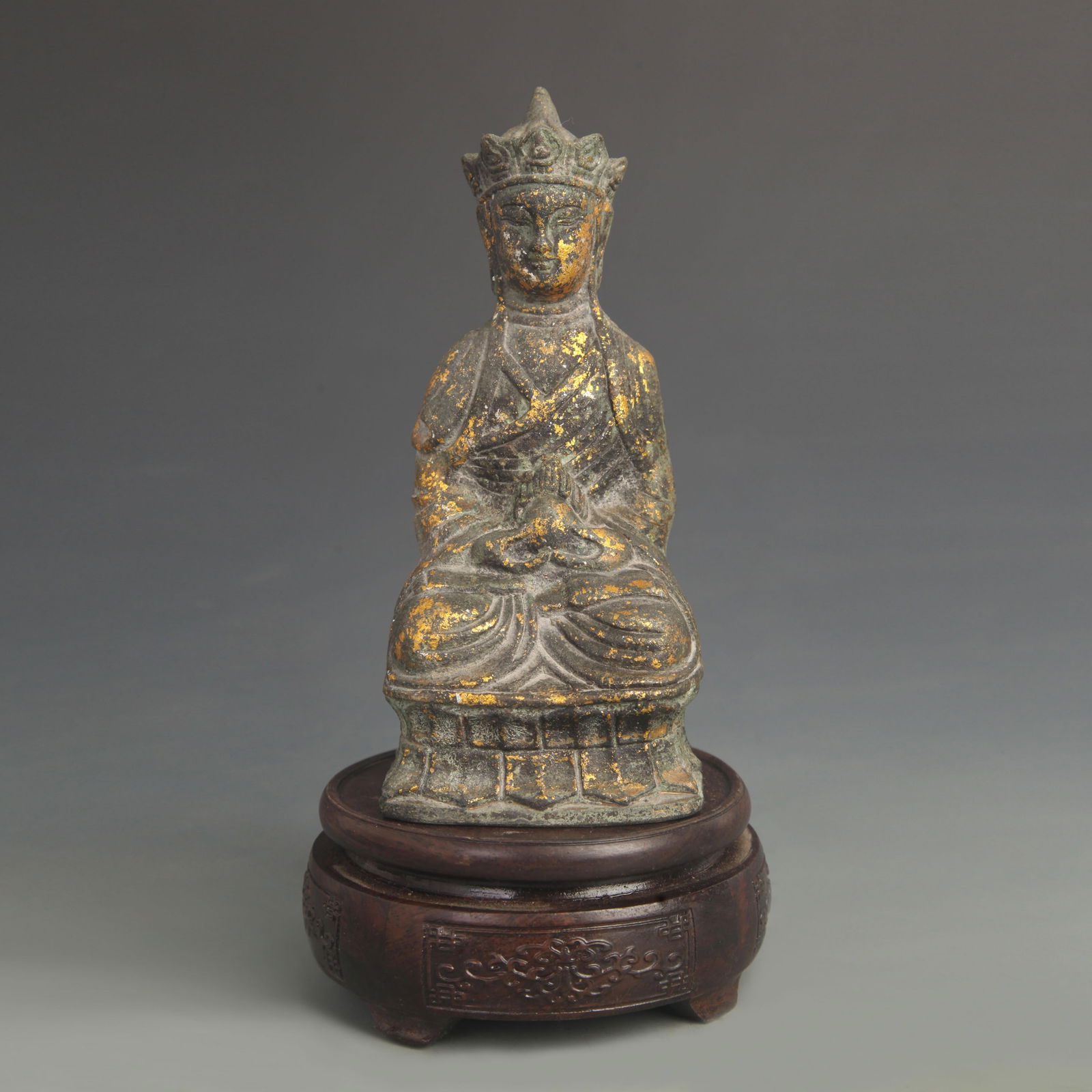 A FINE BRONZE STATUE OF AMITAYUS BUDDHA (1 of 5)