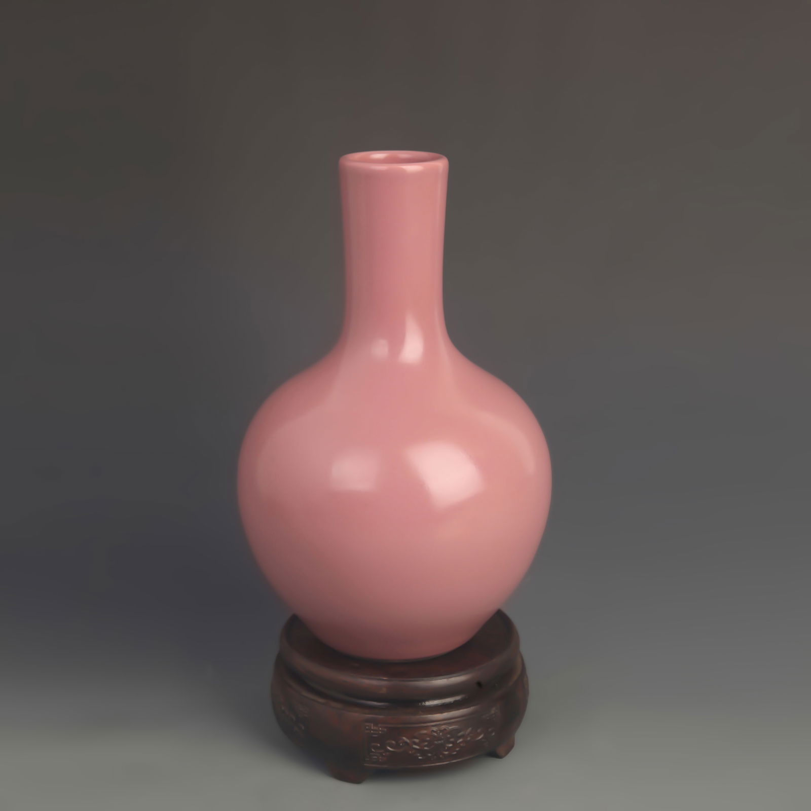 ROUGE RED GLAZED CELESTIAL GLOBE PORCELAIN VASE (1 of 5)