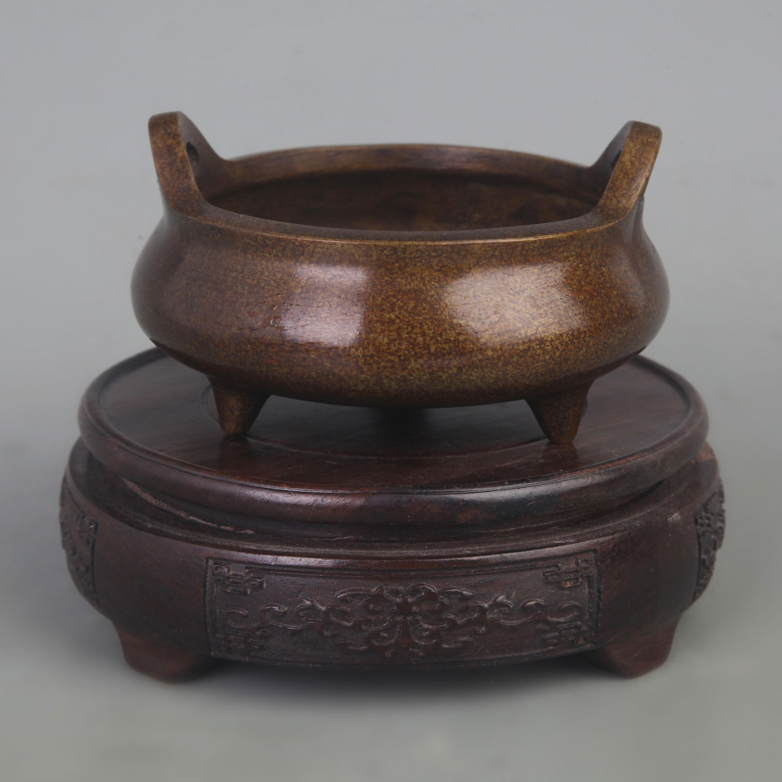 A FINE BRONZE THREE FOOT BRONZE CENSER (1 of 5)