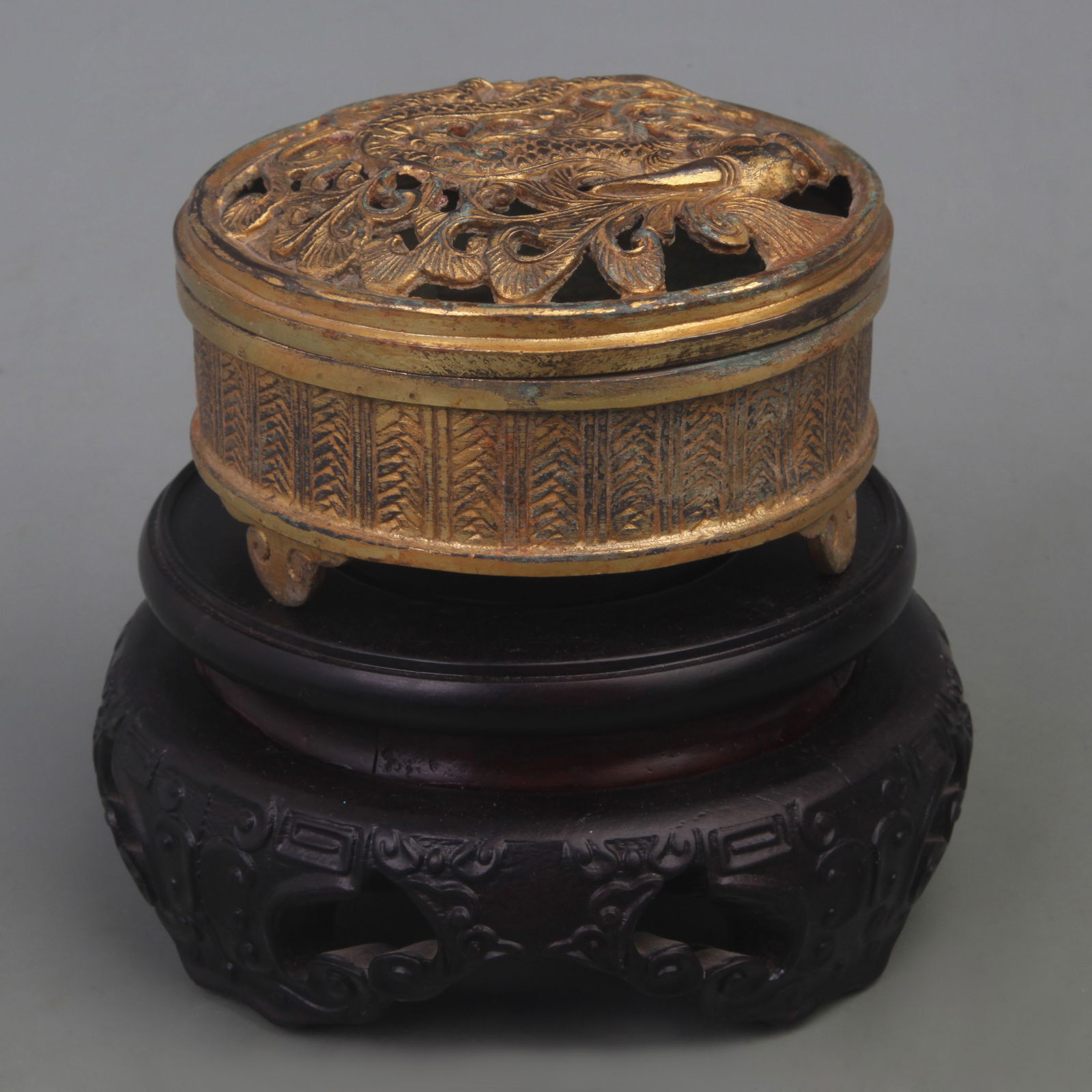 DRAGON PATTERN THREE FOOT  INCENSE BURNER (1 of 6)