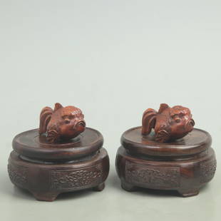 PAIR OF BOXWOOD MADE FISH DECORATION: Qing Dynasty; Long: 2.5 inch; High:1.5 inch;