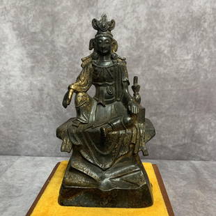 A FINE BRONZE TIBETAN BUDDHISM STATUE: 20th Century: High:8.4 inch; Width:3.8 inch; Long: 4.5 inch