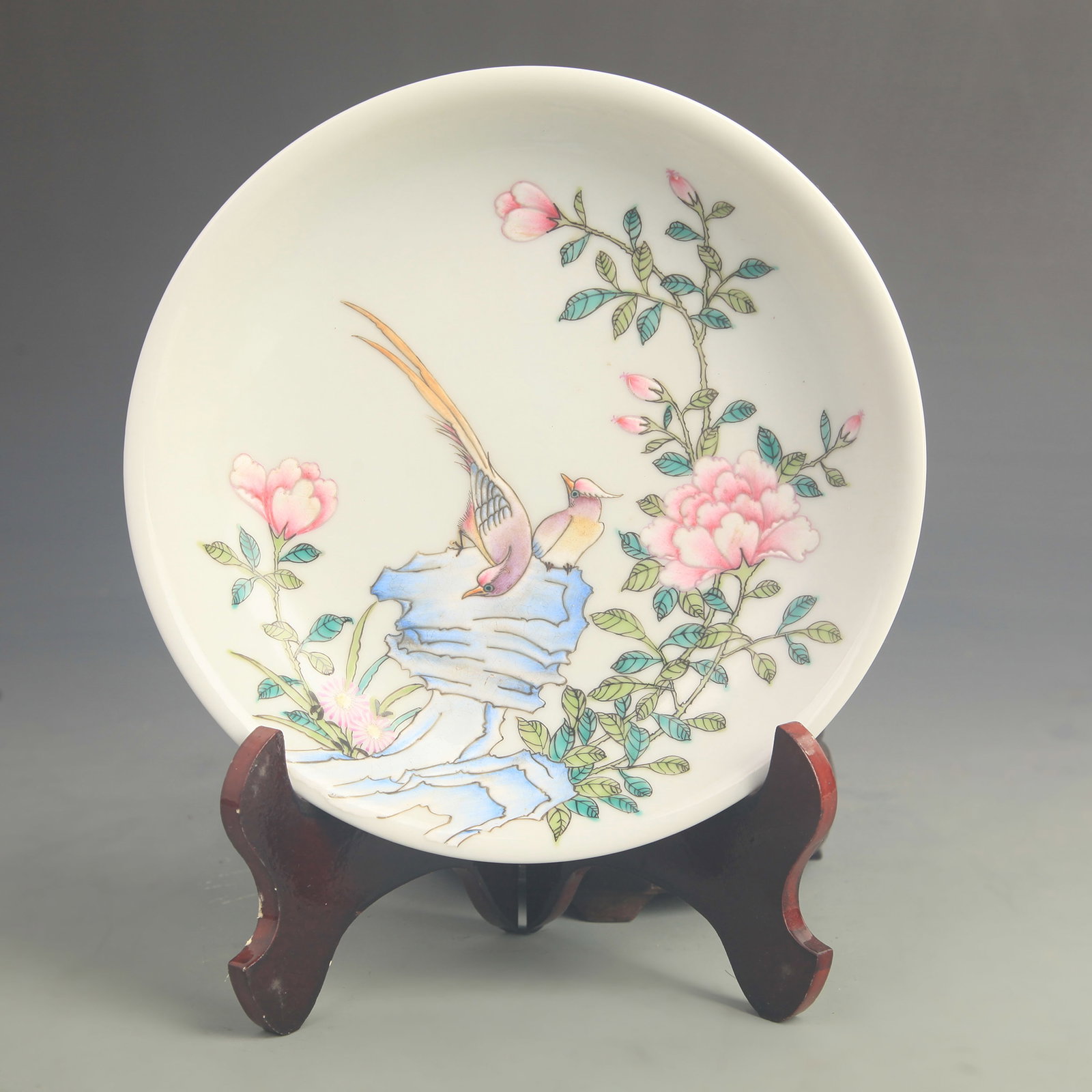 A FINE CLOISONNE GLAZED BIRD AND FLOWER PORCELAIN PLATE (1 of 5)