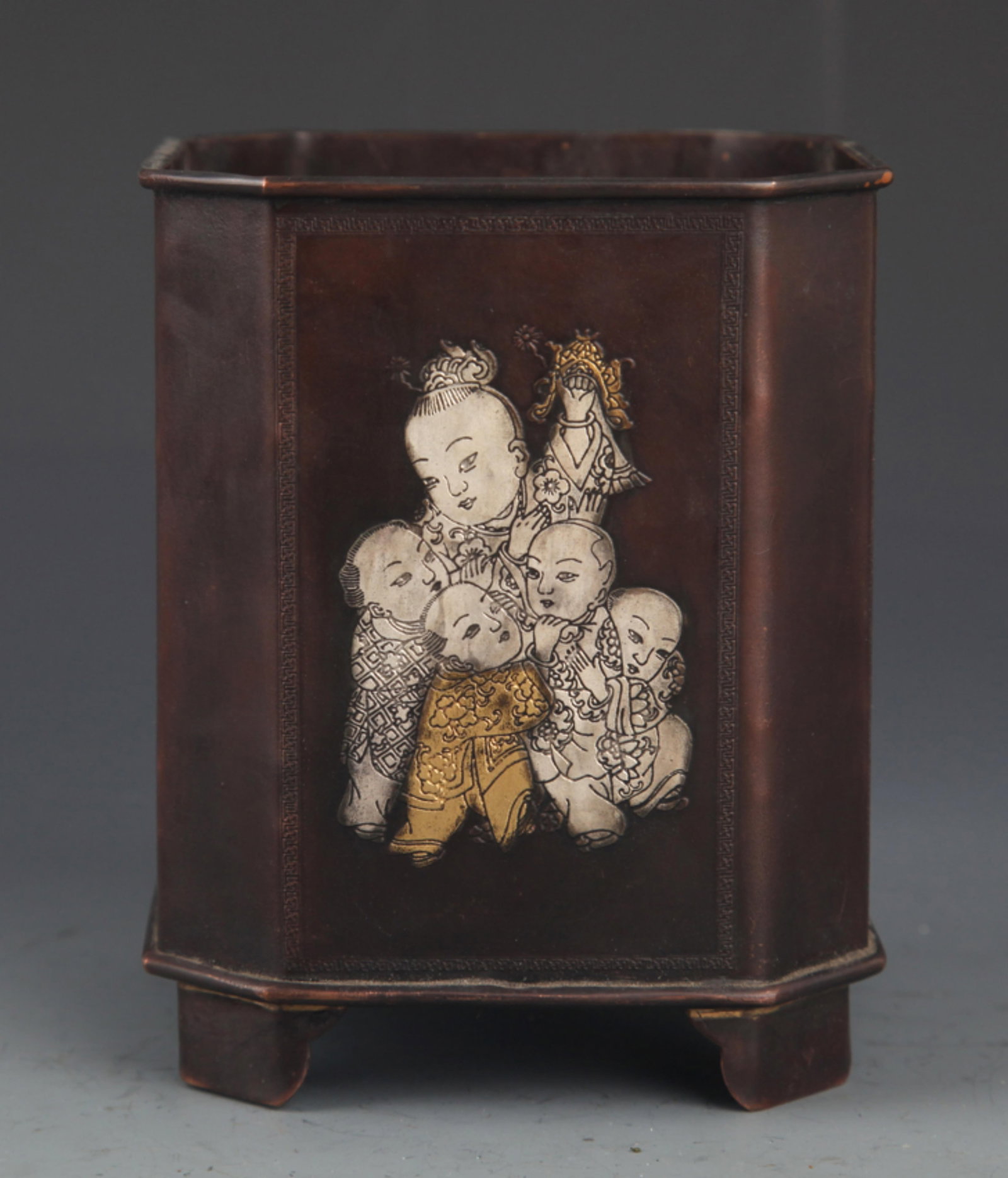 A BOY CARVING BRONZE BRUSH POT: Republic Period, High: 4.8 inch; Width: 3.9 inch;