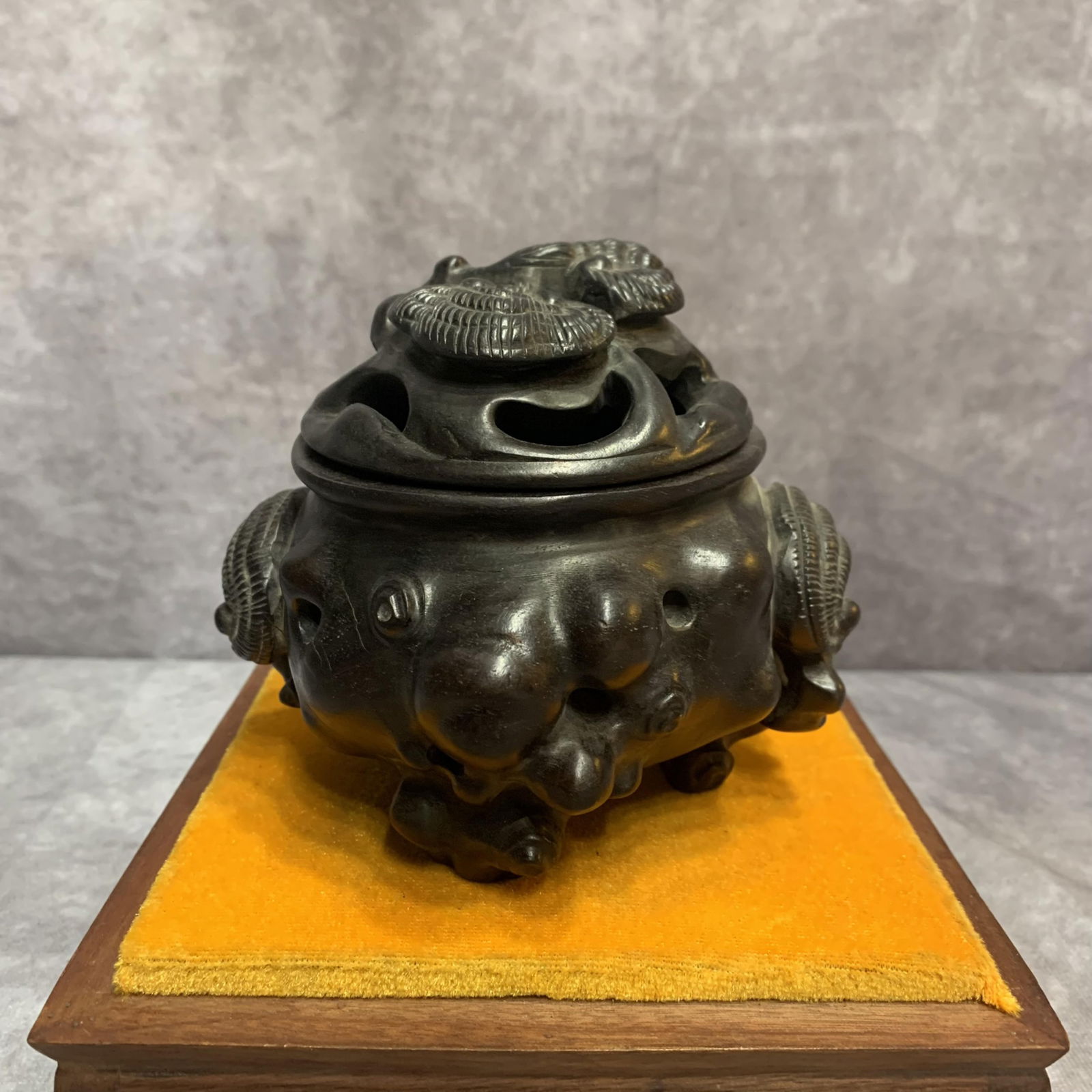 A FINE REDWOOD MADE INCENSE BURNER (1 of 8)