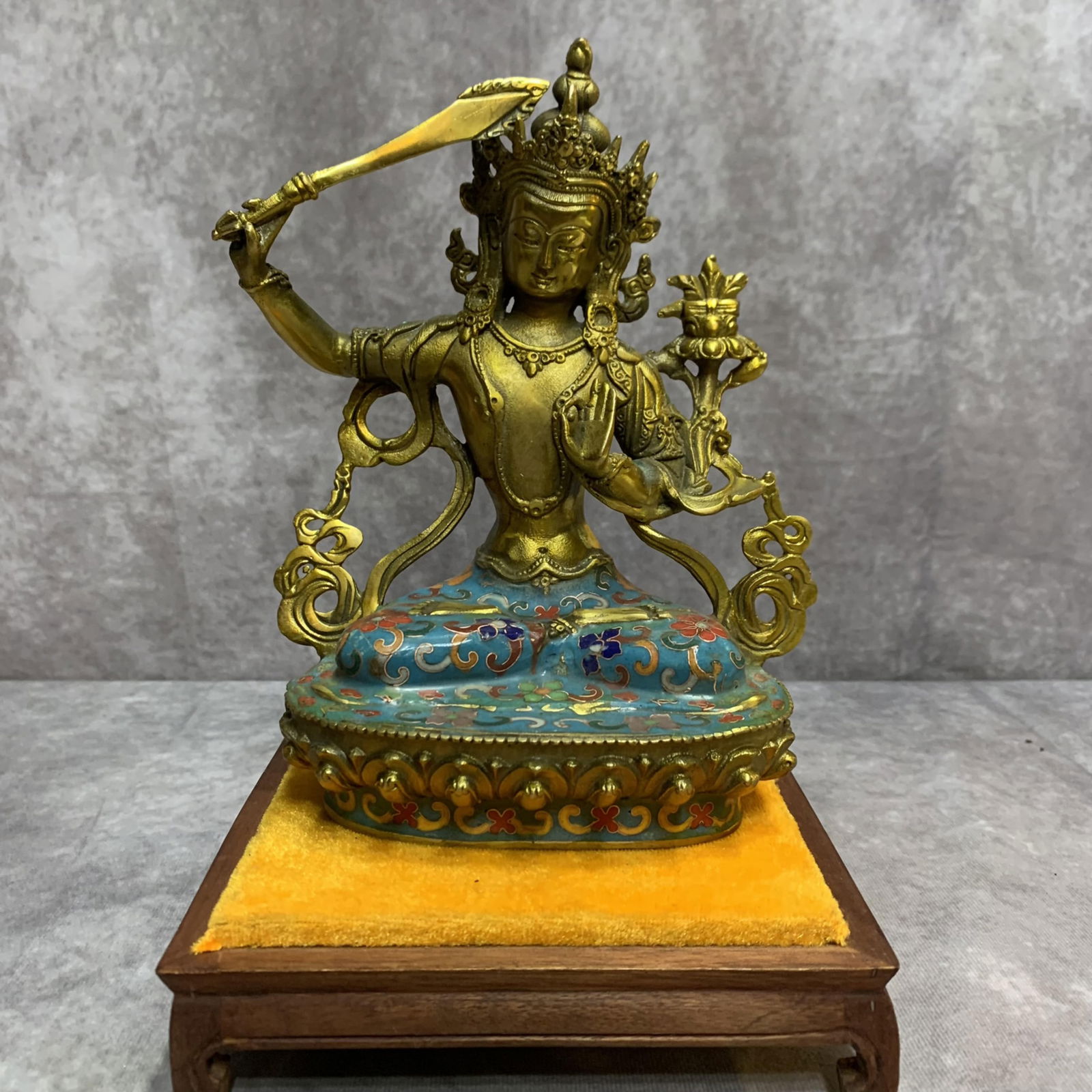 A FINE CLOISONNE ENAMEL BRONZE MANJUSRI BUDDHA STATUE (1 of 6)