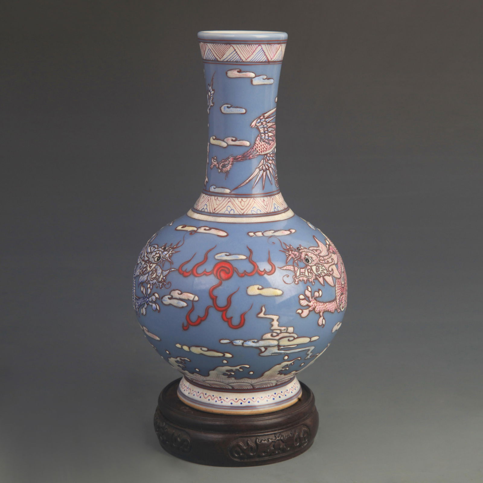 FAMILLE ROSE BLUE GROUND DRAGON PATTERN PORCELAIN VASE (1 of 5)