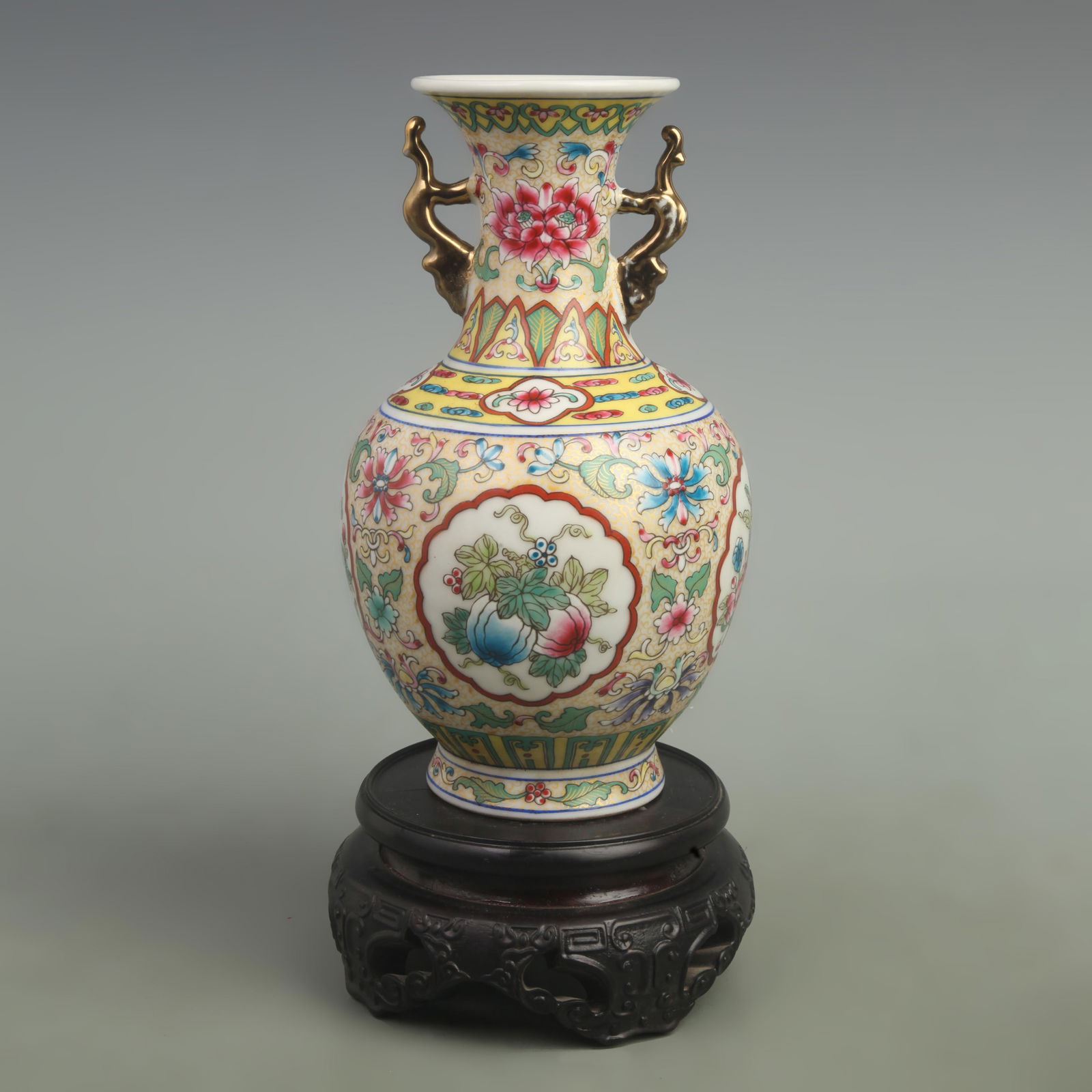 A FINE CLOISONNE COLOR ENAMEL FLOWER PATTERN DOUBLE EAR VASE (1 of 5)