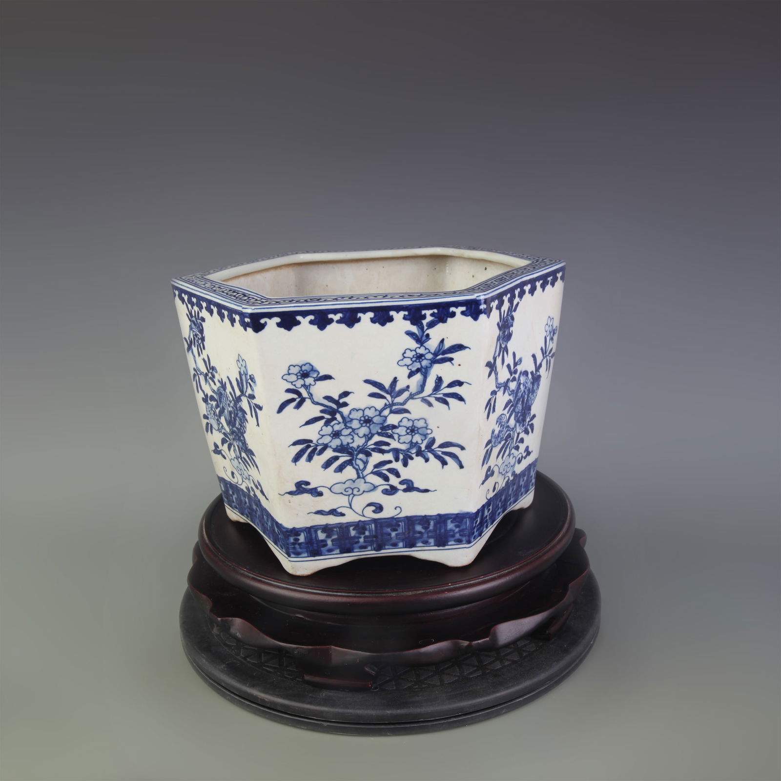 BLUE AND WHITE FLOWER PATTERN HEXAGONAL STYLE PORCELAIN FLOWER POT (1 of 5)