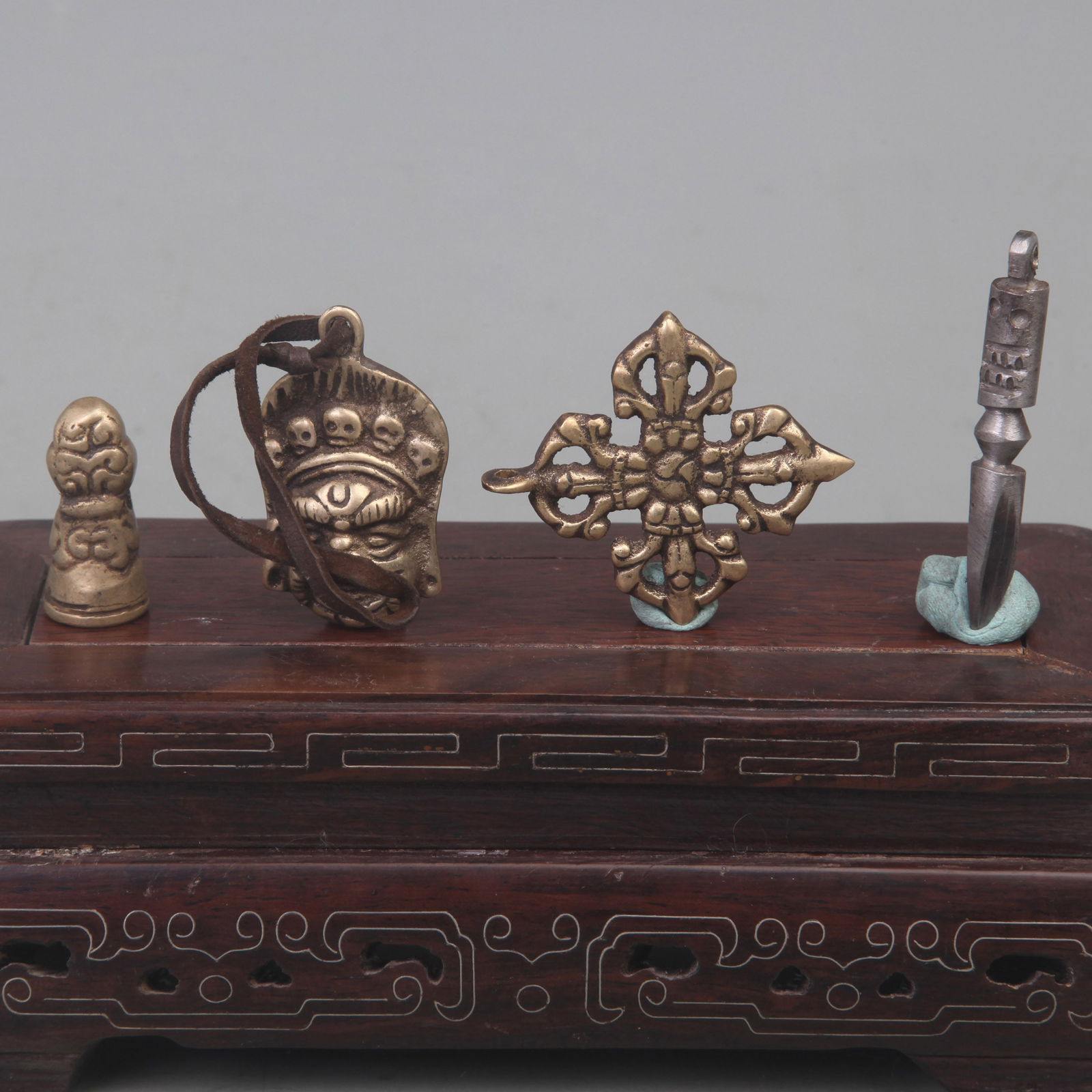 TIBETAN BUDDHIST STATUES, RITUAL IMPLEMENTS (1 of 5)