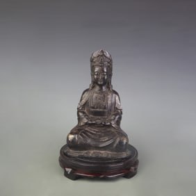 A FINE SEATED BRONZE GUAN YIN STATUE