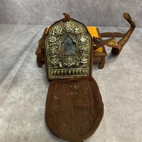 A FINELY MADE TIBETAN BUDDHISM GAWU PENDANT