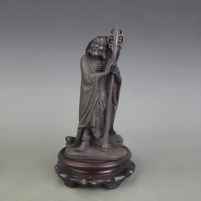 A FINE BRONZE ARHAT STATUE