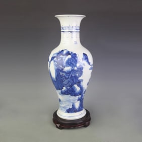 BLUE AND WHITE LANDSCAPE PATTERN PORCELAIN VASE