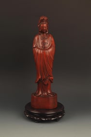 A FINELY CARVED BOXWOOD FIGURE OF GUAN YIN