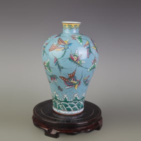 FAMILLE ROSE FLOWER AND BIRD PATTERN PLUM VASE