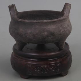 A FINE XUAN DE STYLE THREE FOOT BRONZE CENSER