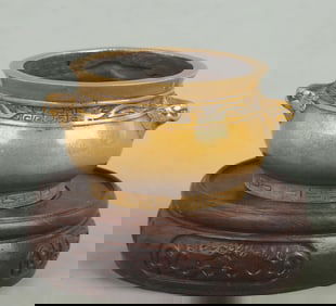 A FINE BEAST EAR ROUND BRONZE CENSER