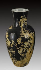 BLACK GLAZED LUCKY MAGPIE GUAN YIN PORCELAIN VASE