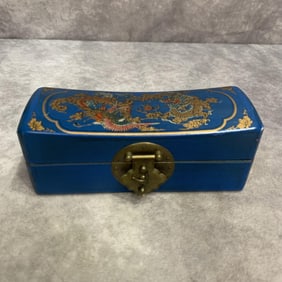 A BLUE COLOR PAINTED WOODEN BOX