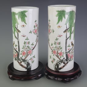 PAIR OF FAMILLE ROSE HAT STAND VASE WITH FLOWER AND BIRD PATTERNS
