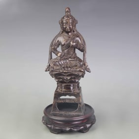 A FINELY MADE BUDDHA STATUE