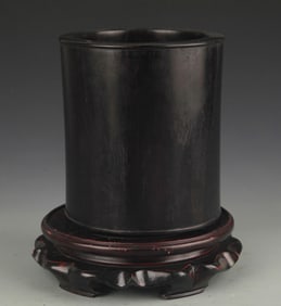 A FINE ROSEWOOD BRUSH POT