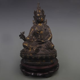 A FINE TIBETAN BUDDHISM GOD OF WEALTH STATUE
