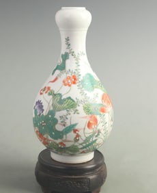 FAMILLE ROSE LOTUS GARLIC HEAD STYLE PORCELAIN VASE