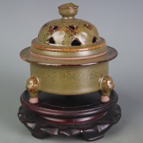 YELLOW GLAZED THREE-FOOTED PORCELAIN INCENSE BURNER