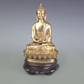 A FINE BRONZE AMITABHA BUDDHA