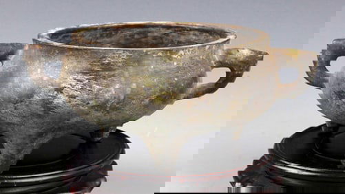 A FINE GU STYLE TRIPOD FOOT BRONZE CENSER