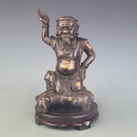 A FINELY MADE BUDDHA STATUE