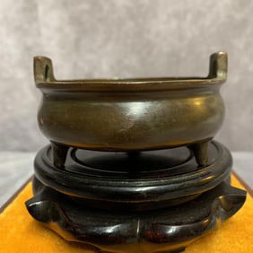 A FINE BRONZE THREE FOOT CENSER